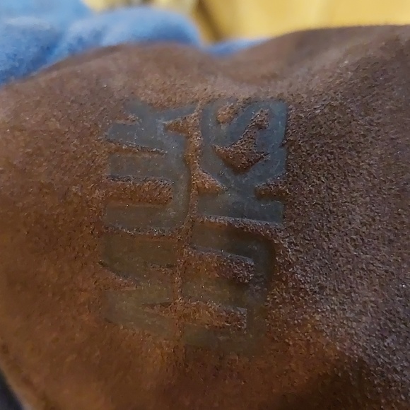 Size 10 suede boots, no wear on toes or anywhere on both boots - Picture 7 of 9